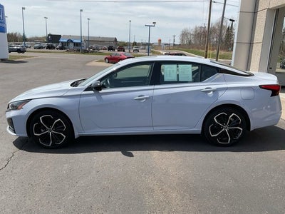 2024 Nissan Altima 2.5 SR