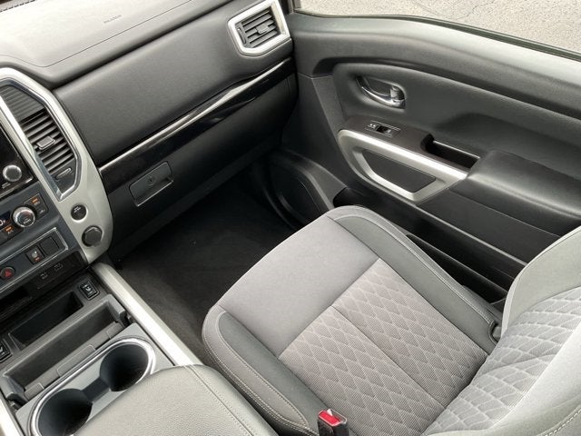 2021 Nissan Titan SV