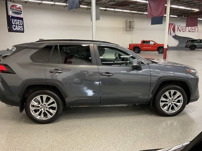 2025 Toyota RAV4 XLE Premium