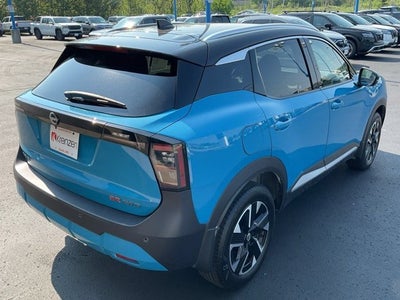 2025 Nissan Kicks SR