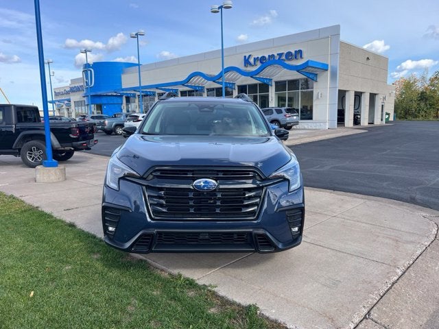 Used 2023 Subaru Ascent Onyx Edition Limited with VIN 4S4WMAKD9P3462565 for sale in Duluth, Minnesota