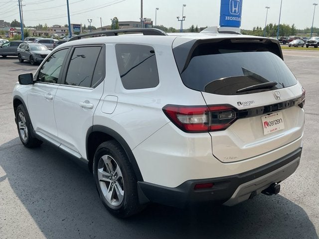 2023 Honda Pilot EX-L 8 Passenger