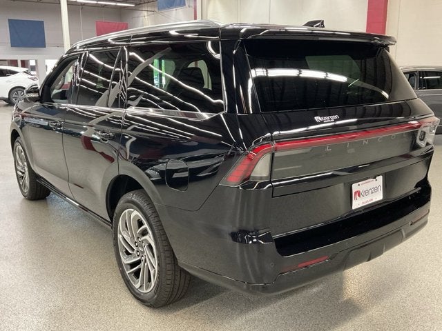 2027 Lincoln Navigator Reserve