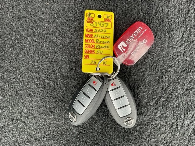 2022 Nissan Rogue SV