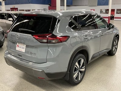 2024 Nissan Rogue SL