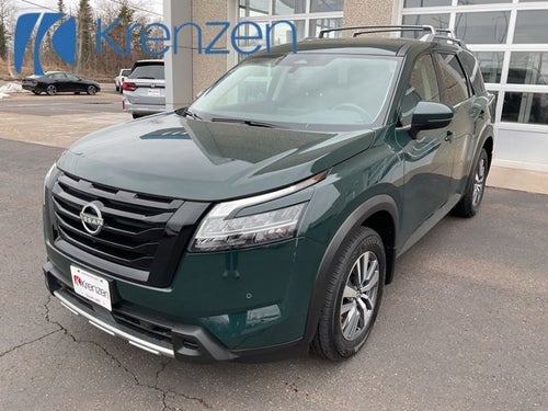 2024 Nissan Pathfinder SL