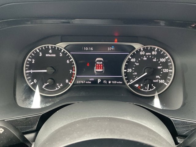 2024 Nissan Pathfinder SL