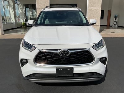 2023 Toyota Highlander Platinum