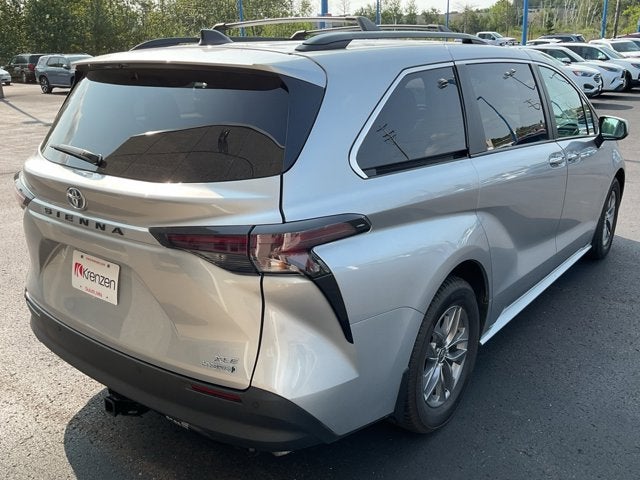 2023 Toyota Sienna XLE