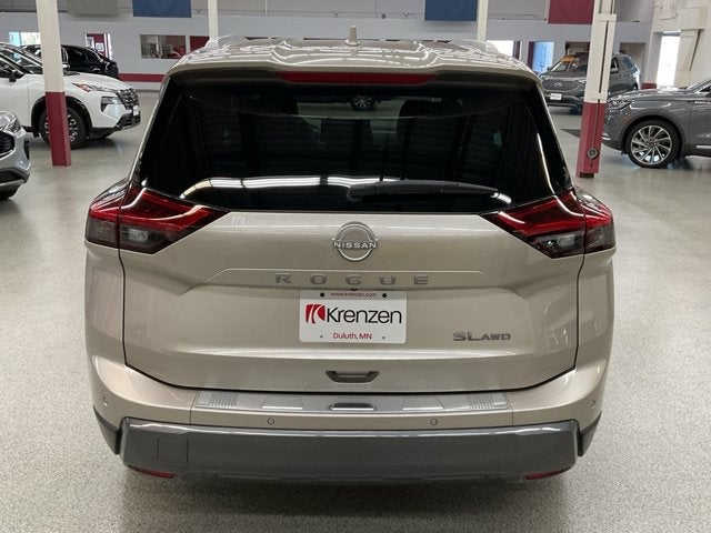 2025 Nissan Rogue SL