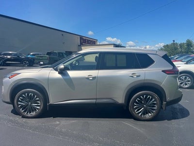 2025 Nissan Rogue SL