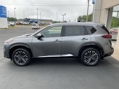 2025 Nissan Rogue Platinum