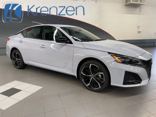 2025 Nissan Altima SR