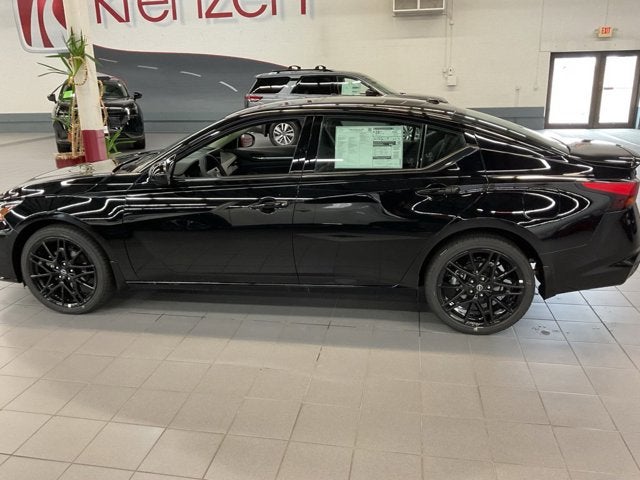 2026 Nissan Altima SR Midnight Edition®
