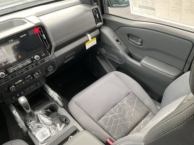 2027 Nissan Frontier Crew Cab SV
