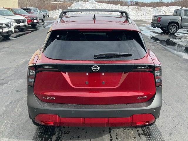 2026 Nissan Kicks SV