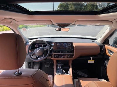 2026 Nissan Pathfinder Platinum